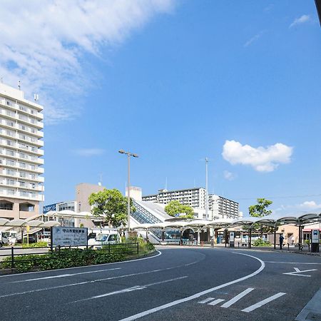 Vessel Inn Shigamoriyama Station Buitenkant foto