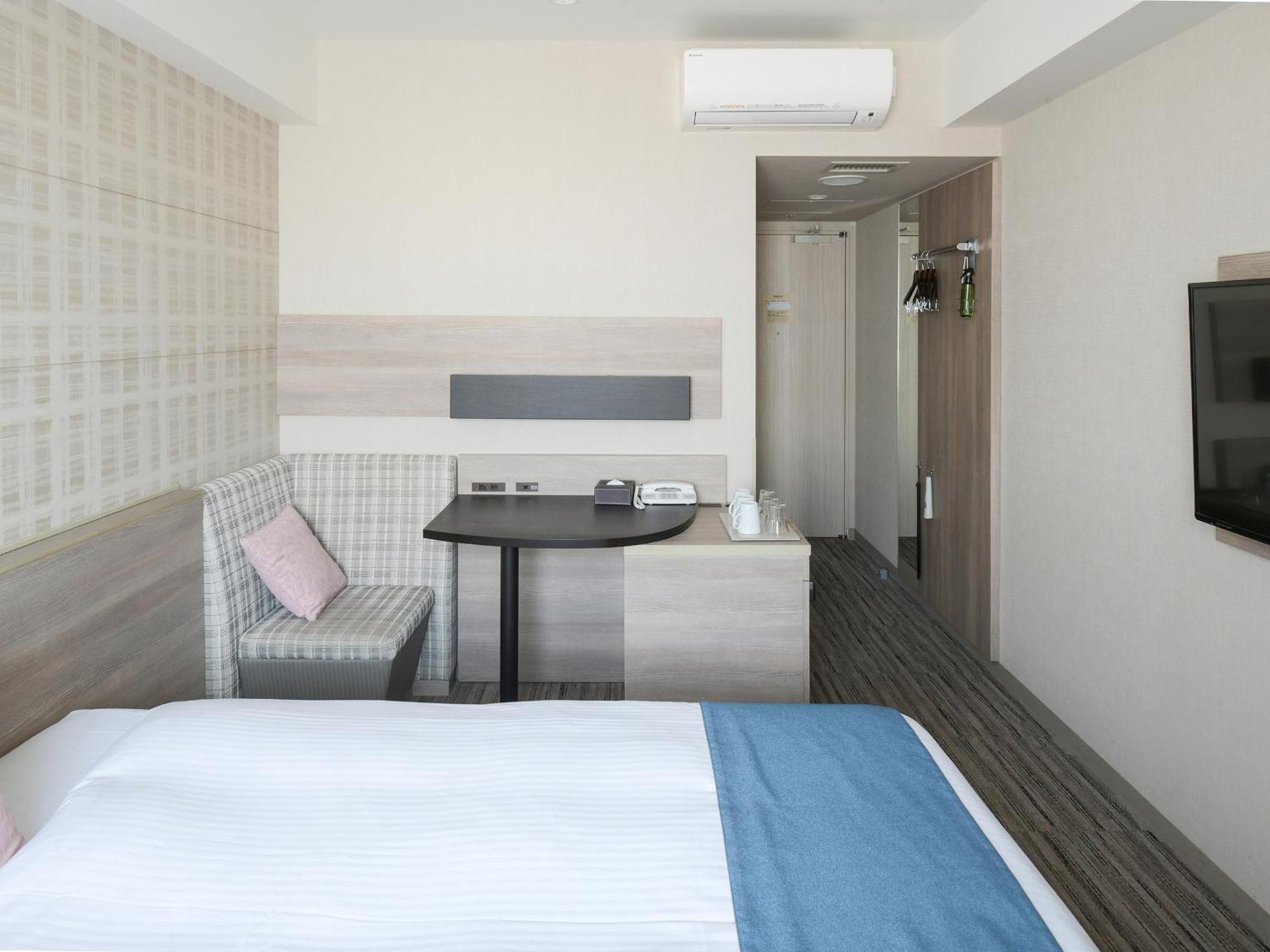 Vessel Inn Shigamoriyama Station Buitenkant foto