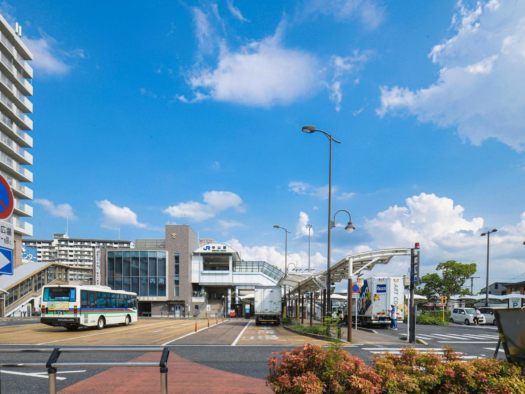 Vessel Inn Shigamoriyama Station Buitenkant foto