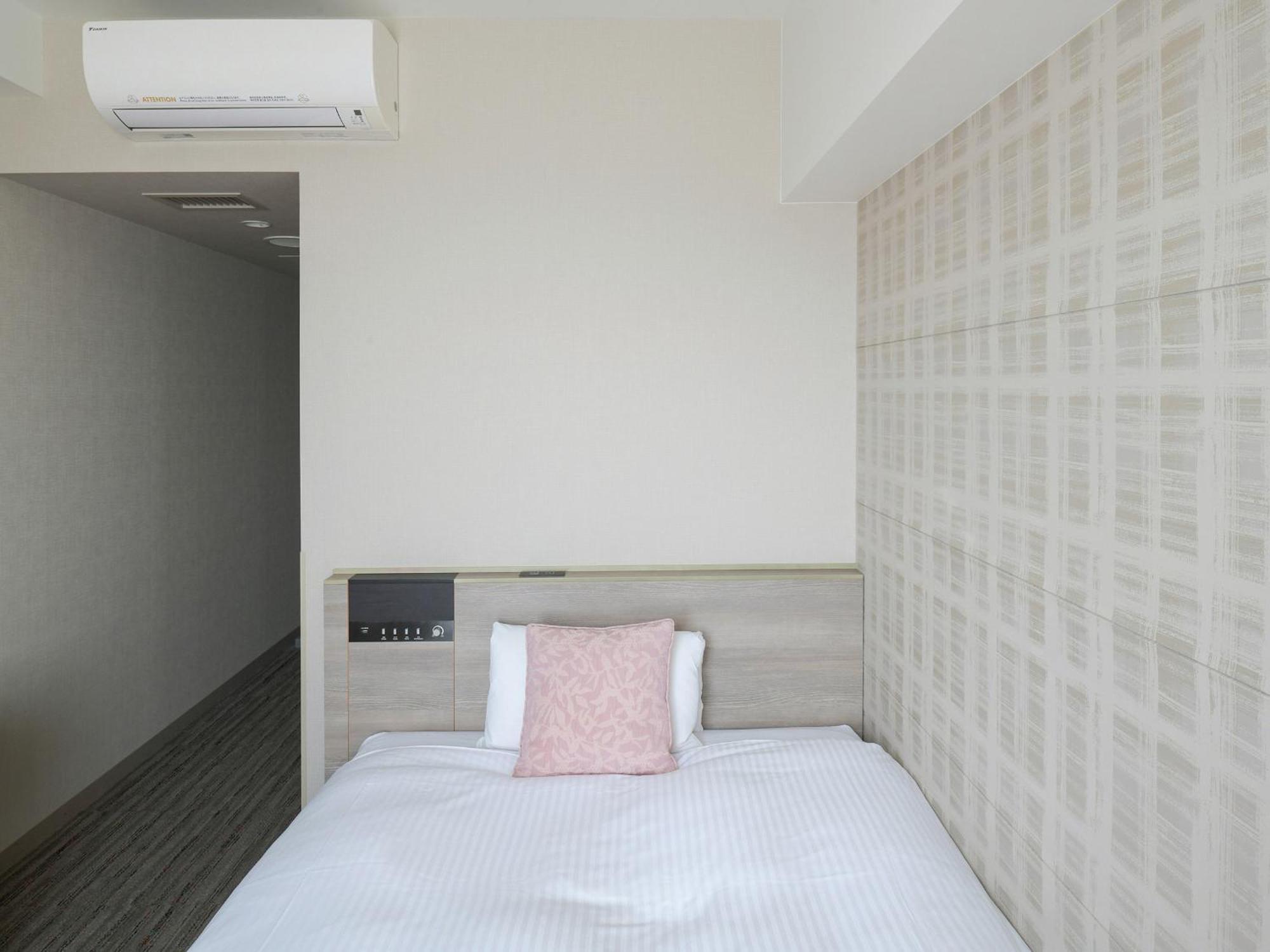 Vessel Inn Shigamoriyama Station Buitenkant foto